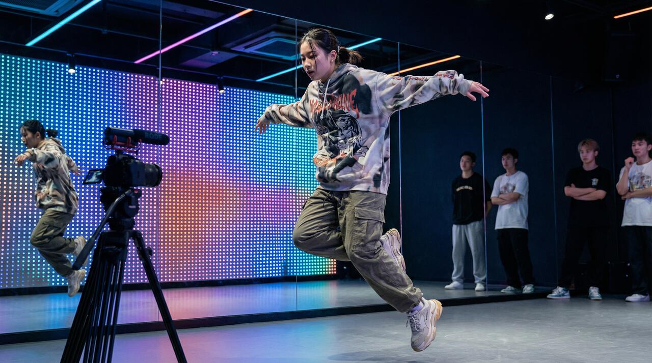 丝瓜视频舞蹈视频